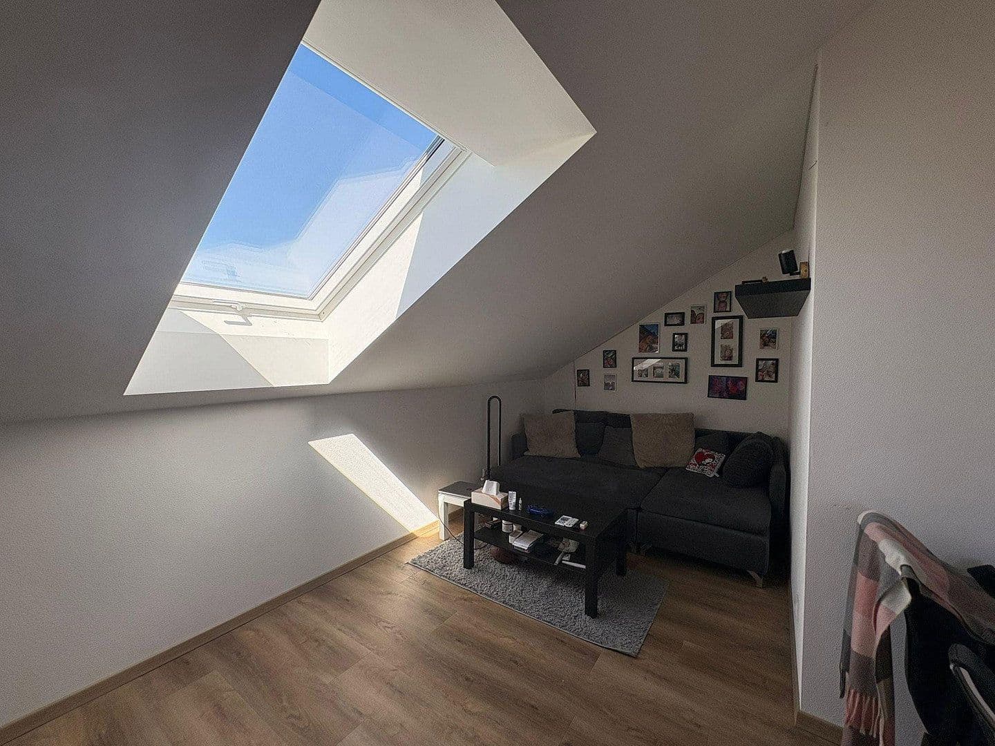 Pronájem bytu 2+1 55 m², Boschstraße 1, Heldenstein, Bavorsko Pronájem bytu 2+1 55 m², Boschstraße 1, Heldenstein, Bavorsko