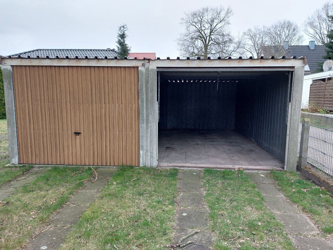 Pronájem garáže, Hude (Oldenburg), Dolní Sasko Pronájem garáže, Hude (Oldenburg), Dolní Sasko