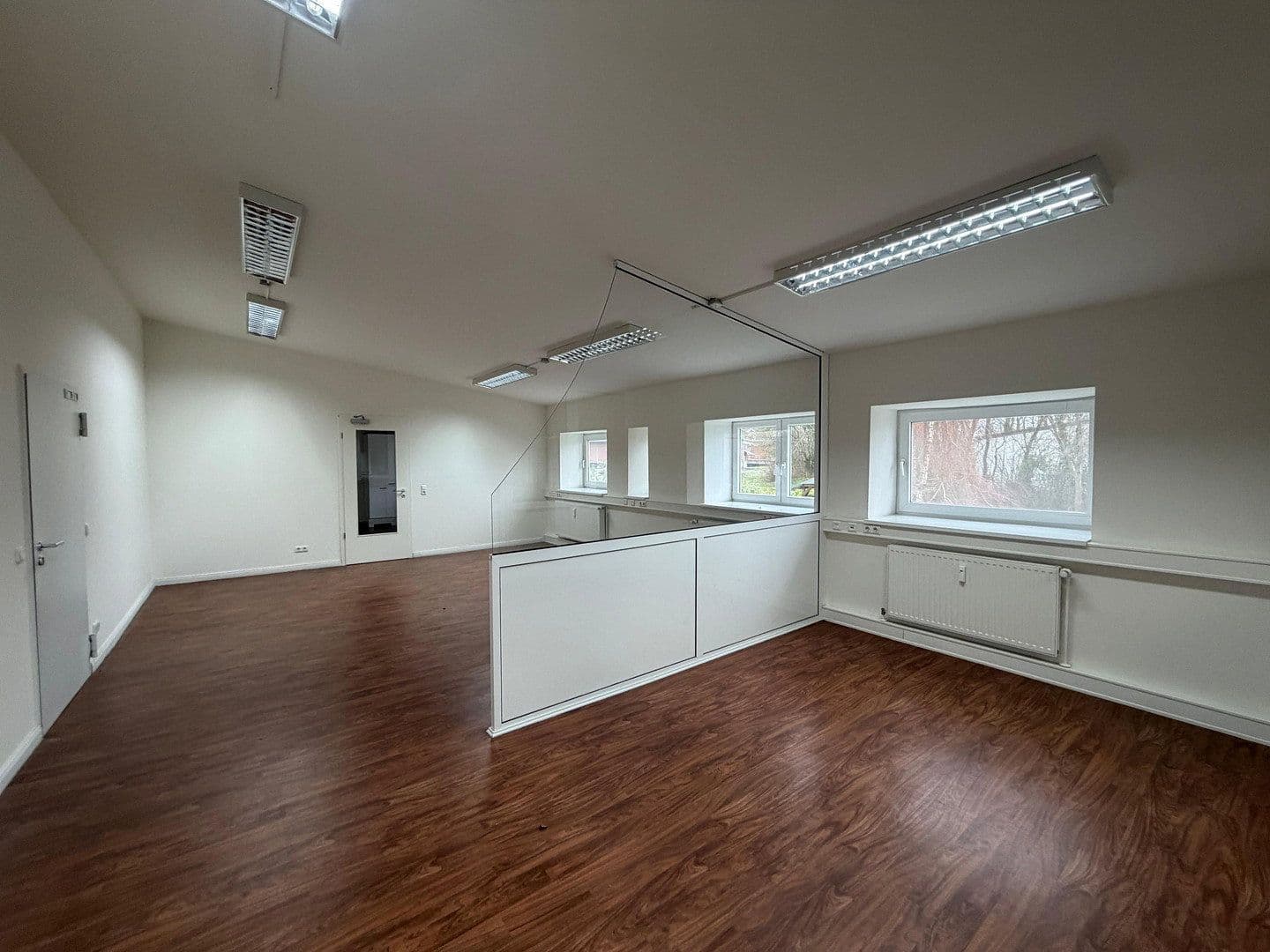 Pronájem kanceláře 120 m², Tegelbarg 25, Bad Bramstedt, Šlesvicko-Holštýnsko Pronájem kanceláře 120 m², Tegelbarg 25, Bad Bramstedt, Šlesvicko-Holštýnsko