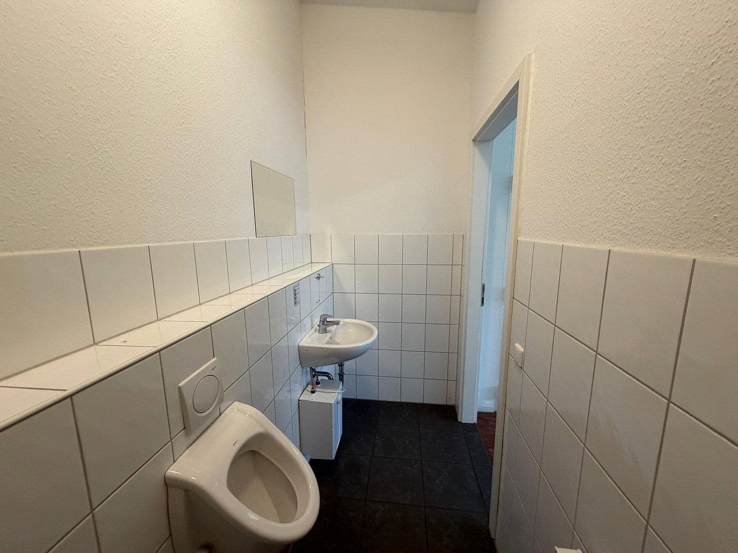 Pronájem kanceláře 120 m², Tegelbarg 25, Bad Bramstedt, Šlesvicko-Holštýnsko Pronájem kanceláře 120 m², Tegelbarg 25, Bad Bramstedt, Šlesvicko-Holštýnsko