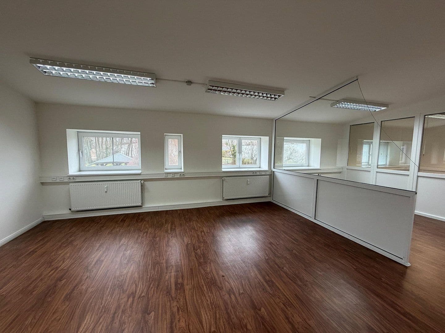 Pronájem kanceláře 120 m², Tegelbarg 25, Bad Bramstedt, Šlesvicko-Holštýnsko Pronájem kanceláře 120 m², Tegelbarg 25, Bad Bramstedt, Šlesvicko-Holštýnsko