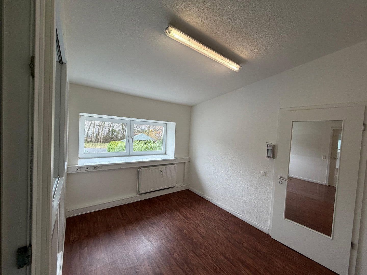 Pronájem kanceláře 120 m², Tegelbarg 25, Bad Bramstedt, Šlesvicko-Holštýnsko Pronájem kanceláře 120 m², Tegelbarg 25, Bad Bramstedt, Šlesvicko-Holštýnsko