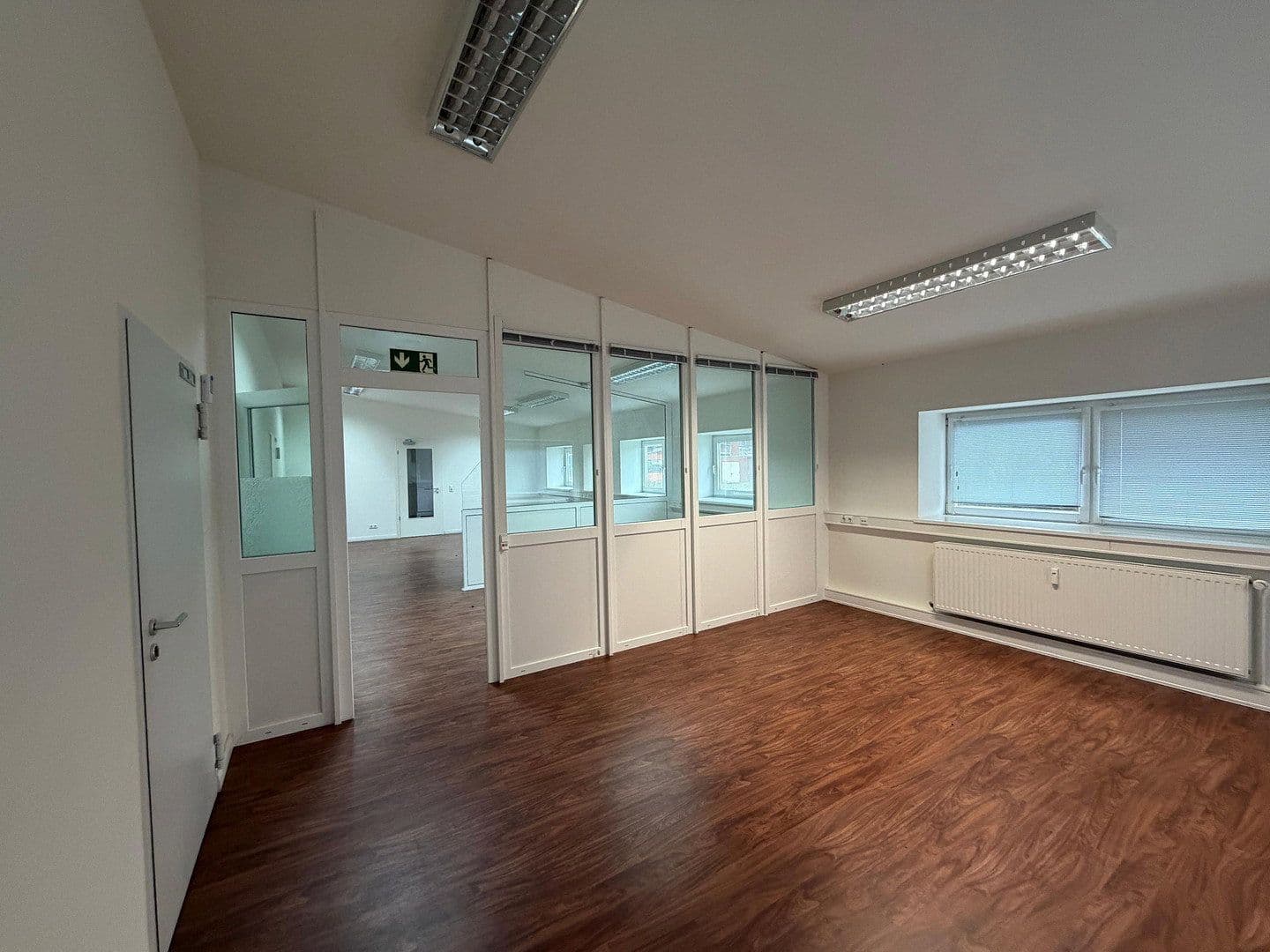 Pronájem kanceláře 120 m², Tegelbarg 25, Bad Bramstedt, Šlesvicko-Holštýnsko Pronájem kanceláře 120 m², Tegelbarg 25, Bad Bramstedt, Šlesvicko-Holštýnsko