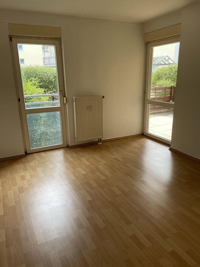 Pronájem bytu 2+1 61 m², R.-Breitscheid-Str., Fürstenwalde nad Sprévou, Braniborsko Pronájem bytu 2+1 61 m², R.-Breitscheid-Str., Fürstenwalde nad Sprévou, Braniborsko