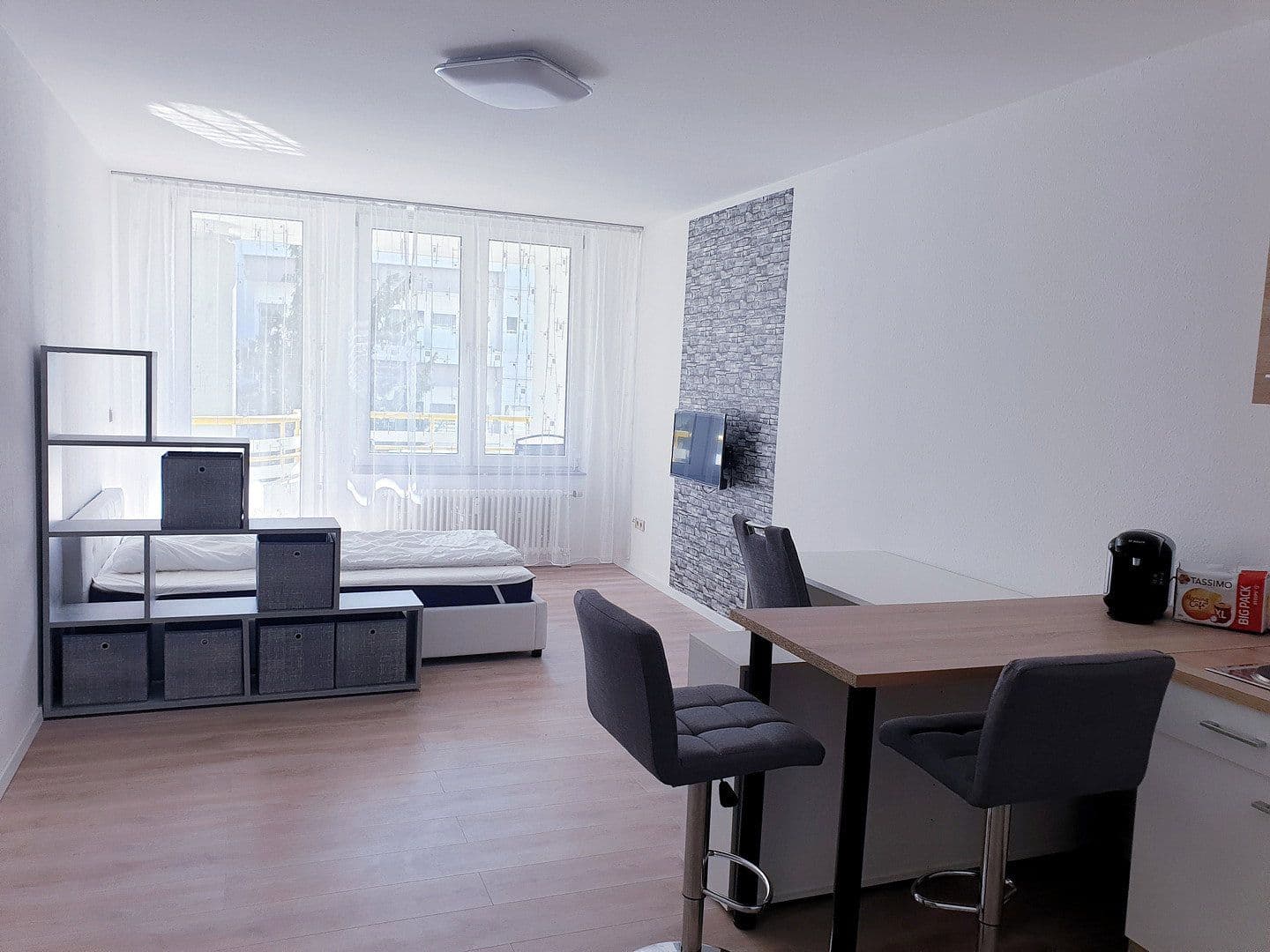 Pronájem bytu 1+1 38 m², Im Eichwald 18, Heidelberg, Bádensko-Württembersko Pronájem bytu 1+1 38 m², Im Eichwald 18, Heidelberg, Bádensko-Württembersko