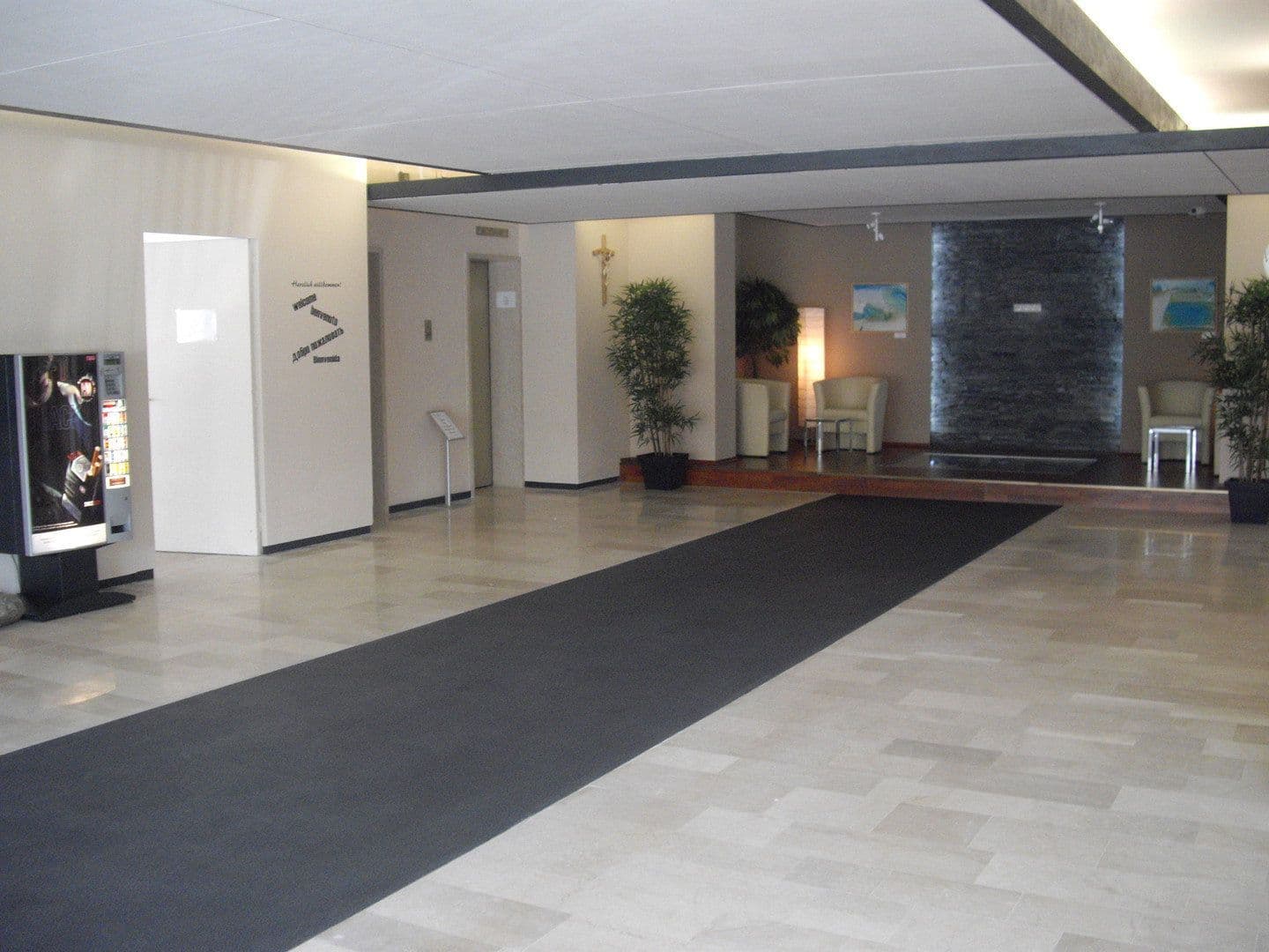 Pronájem kanceláře 1.500 m², Parkstrasse 14, Langweid am Lech, Bavorsko Pronájem kanceláře 1.500 m², Parkstrasse 14, Langweid am Lech, Bavorsko