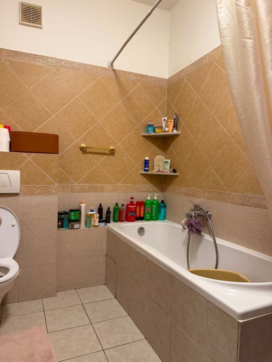Pronájem bytu 2+kk 67 m², Vysočanská, Praha, Praha Pronájem bytu 2+kk 67 m², Vysočanská, Praha, Praha