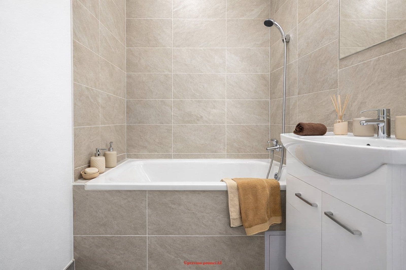Pronájem bytu 2+1 53 m², Školská, Karviná, Moravskoslezský kraj Pronájem bytu 2+1 53 m², Školská, Karviná, Moravskoslezský kraj