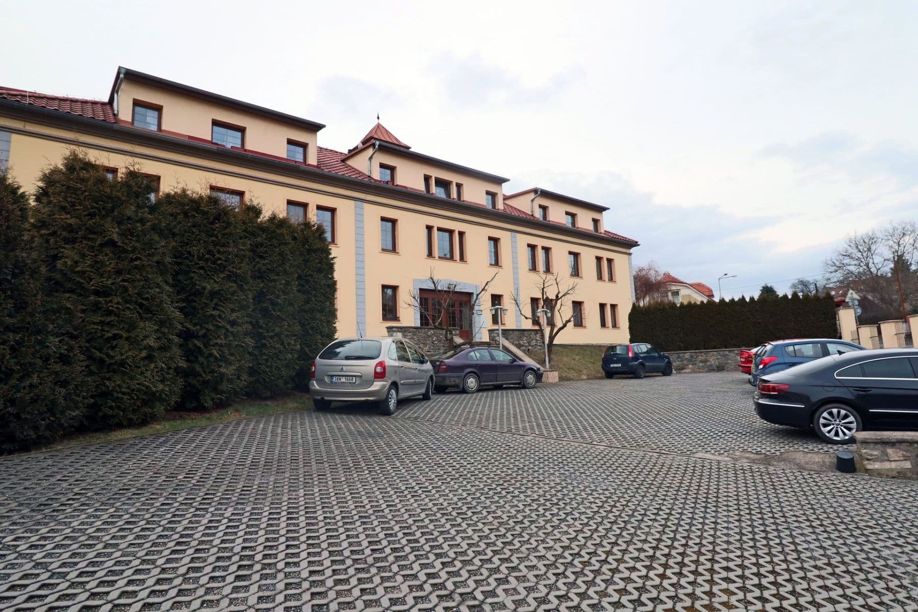 Pronájem bytu 2+kk 35 m², Palackého, Jílové u Prahy, Středočeský kraj Pronájem bytu 2+kk 35 m², Palackého, Jílové u Prahy, Středočeský kraj