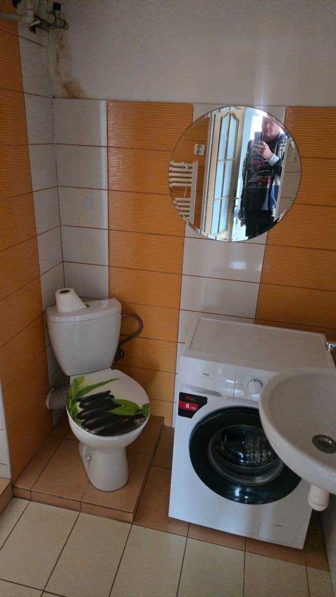Pronájem bytu 2+1 75 m², náměstí Protifašistických bojovníků, Praha, Praha Pronájem bytu 2+1 75 m², náměstí Protifašistických bojovníků, Praha, Praha