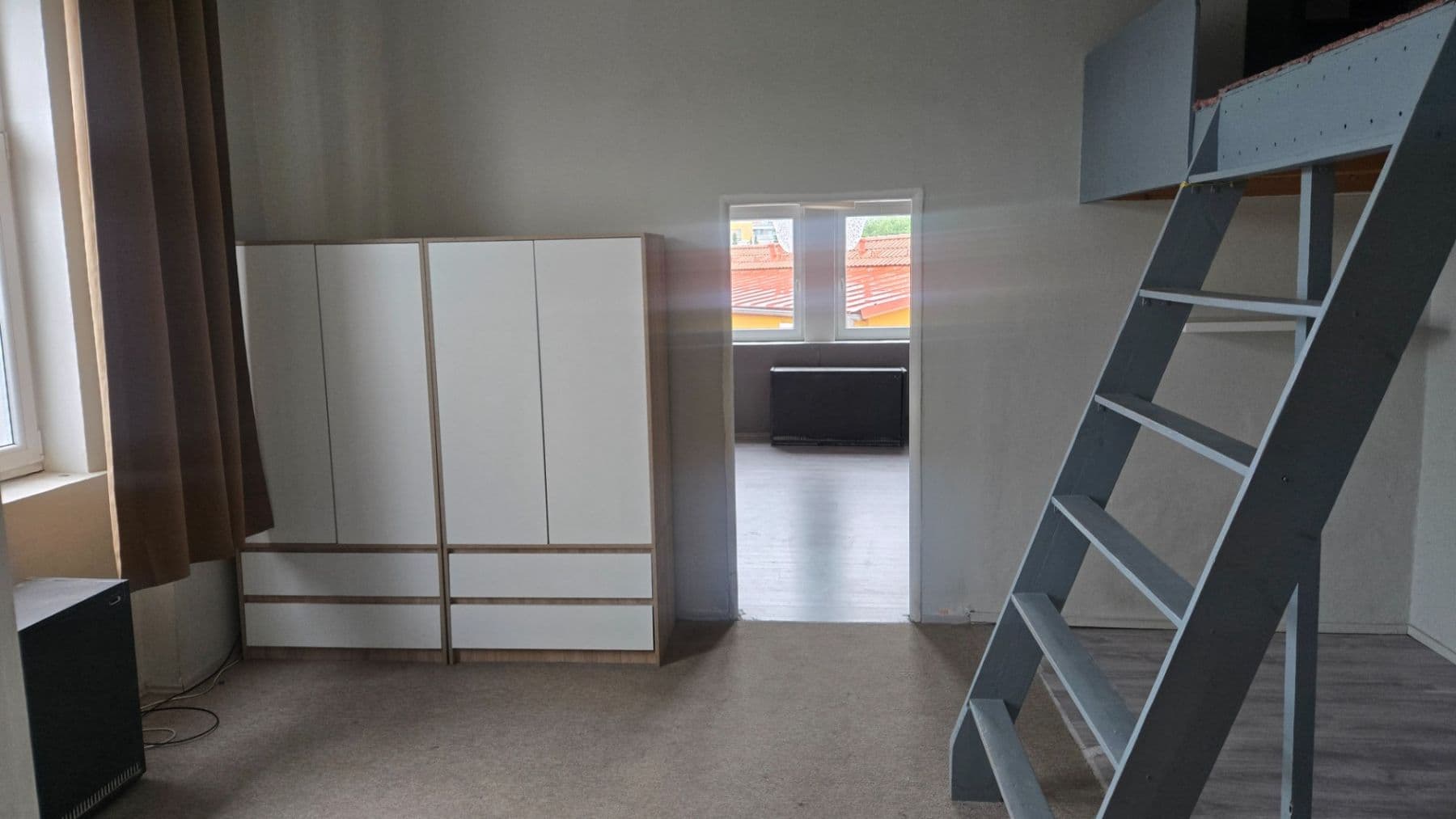 Pronájem bytu 2+1 75 m², náměstí Protifašistických bojovníků, Praha, Praha Pronájem bytu 2+1 75 m², náměstí Protifašistických bojovníků, Praha, Praha