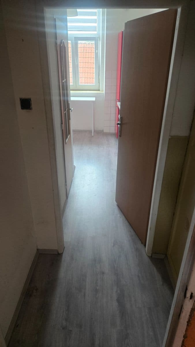Pronájem bytu 2+1 75 m², náměstí Protifašistických bojovníků, Praha, Praha Pronájem bytu 2+1 75 m², náměstí Protifašistických bojovníků, Praha, Praha