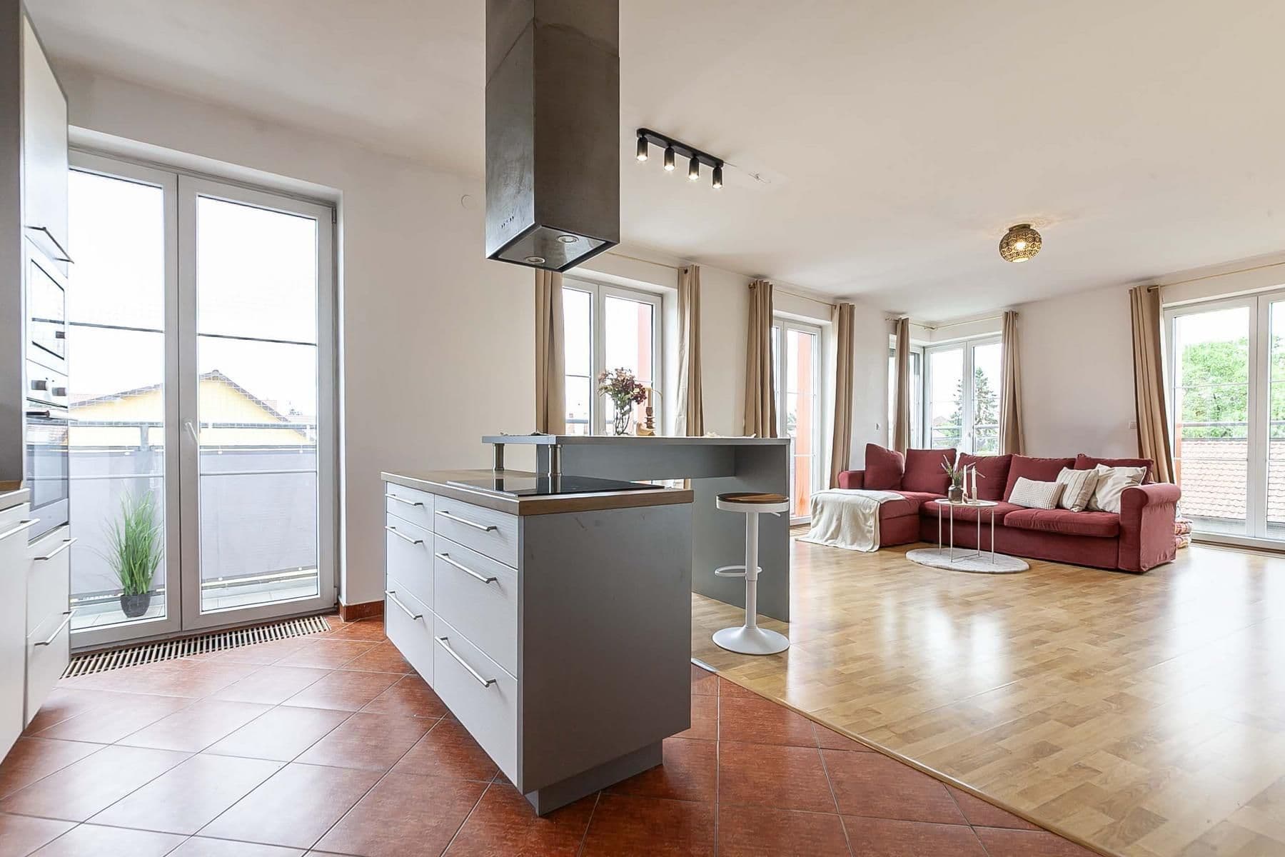 Prodej bytu 3+kk 98 m², Meteorologická, Praha, Praha Prodej bytu 3+kk 98 m², Meteorologická, Praha, Praha