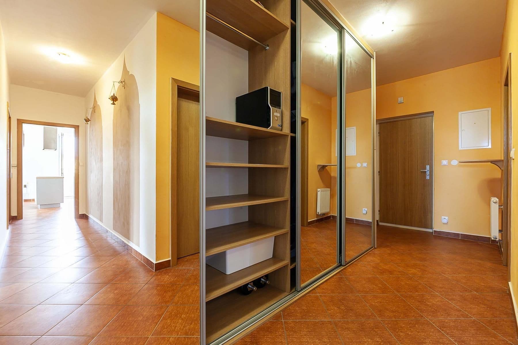 Prodej bytu 3+kk 98 m², Meteorologická, Praha, Praha Prodej bytu 3+kk 98 m², Meteorologická, Praha, Praha