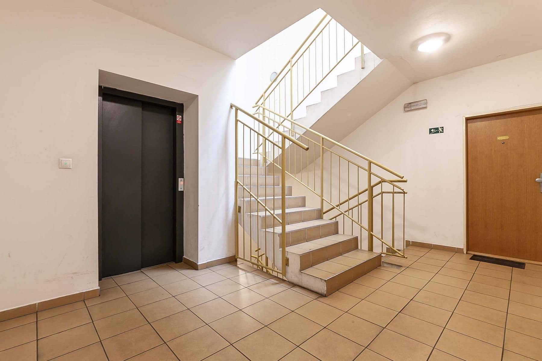 Prodej bytu 3+kk 98 m², Meteorologická, Praha, Praha Prodej bytu 3+kk 98 m², Meteorologická, Praha, Praha
