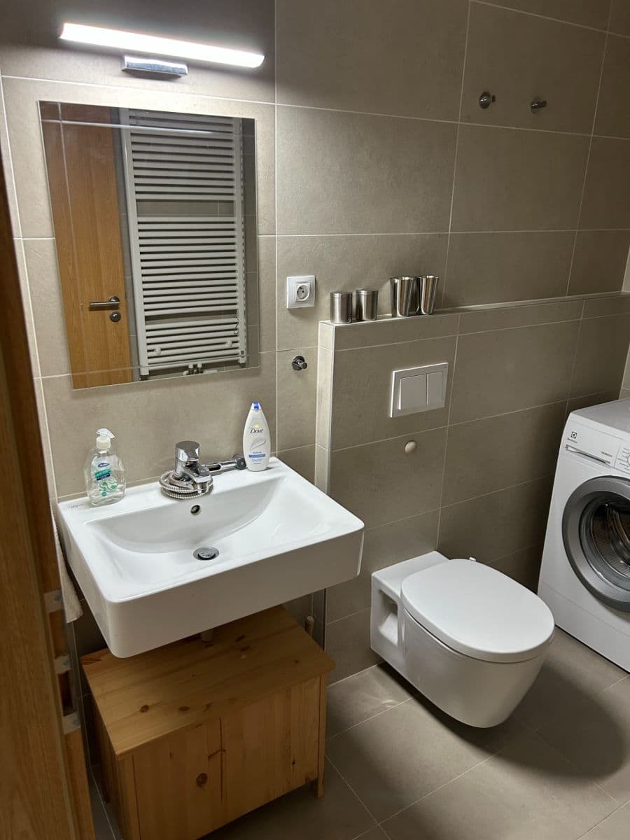Prodej bytu 1+kk 32 m², Bolevecká, Praha, Praha Prodej bytu 1+kk 32 m², Bolevecká, Praha, Praha