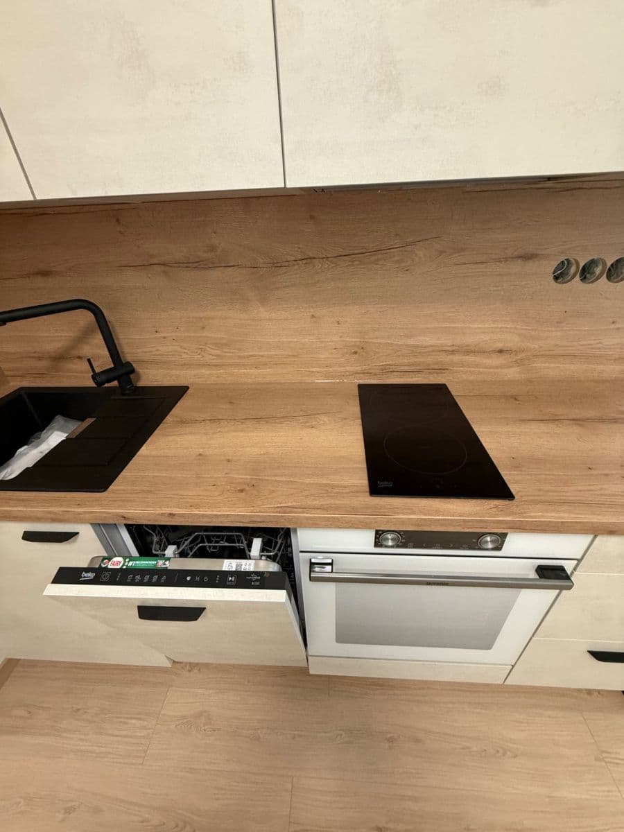 Pronájem bytu 1+kk 32 m², Haenkeho, Praha, Praha Pronájem bytu 1+kk 32 m², Haenkeho, Praha, Praha