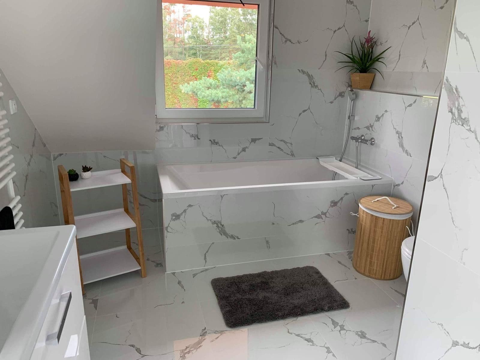 Pronájem domu 255 m², pozemek 477 m², Na Lipce, Mirošovice, Středočeský kraj Pronájem domu 255 m², pozemek 477 m², Na Lipce, Mirošovice, Středočeský kraj