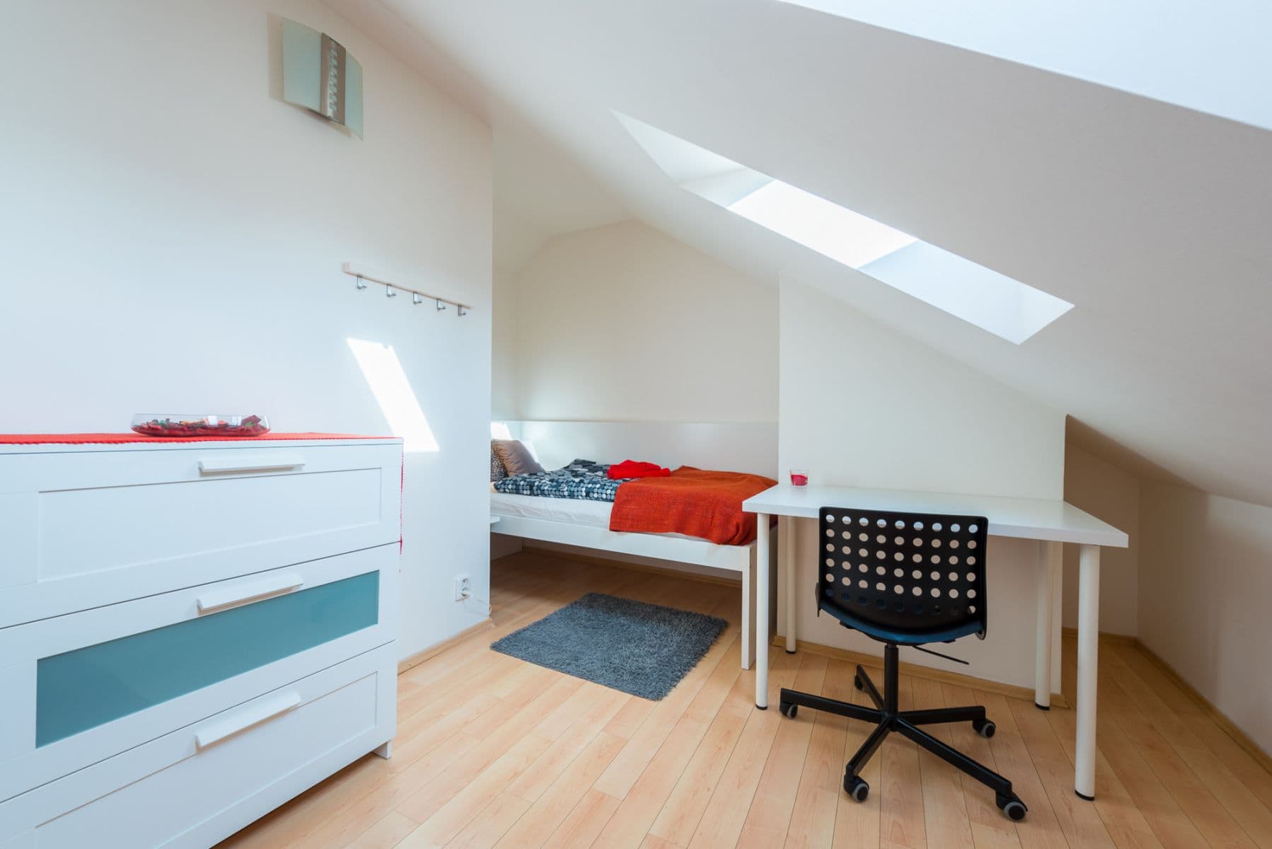 Pronájem bytu 135 m², Hálkova, Praha, Praha Pronájem bytu 135 m², Hálkova, Praha, Praha