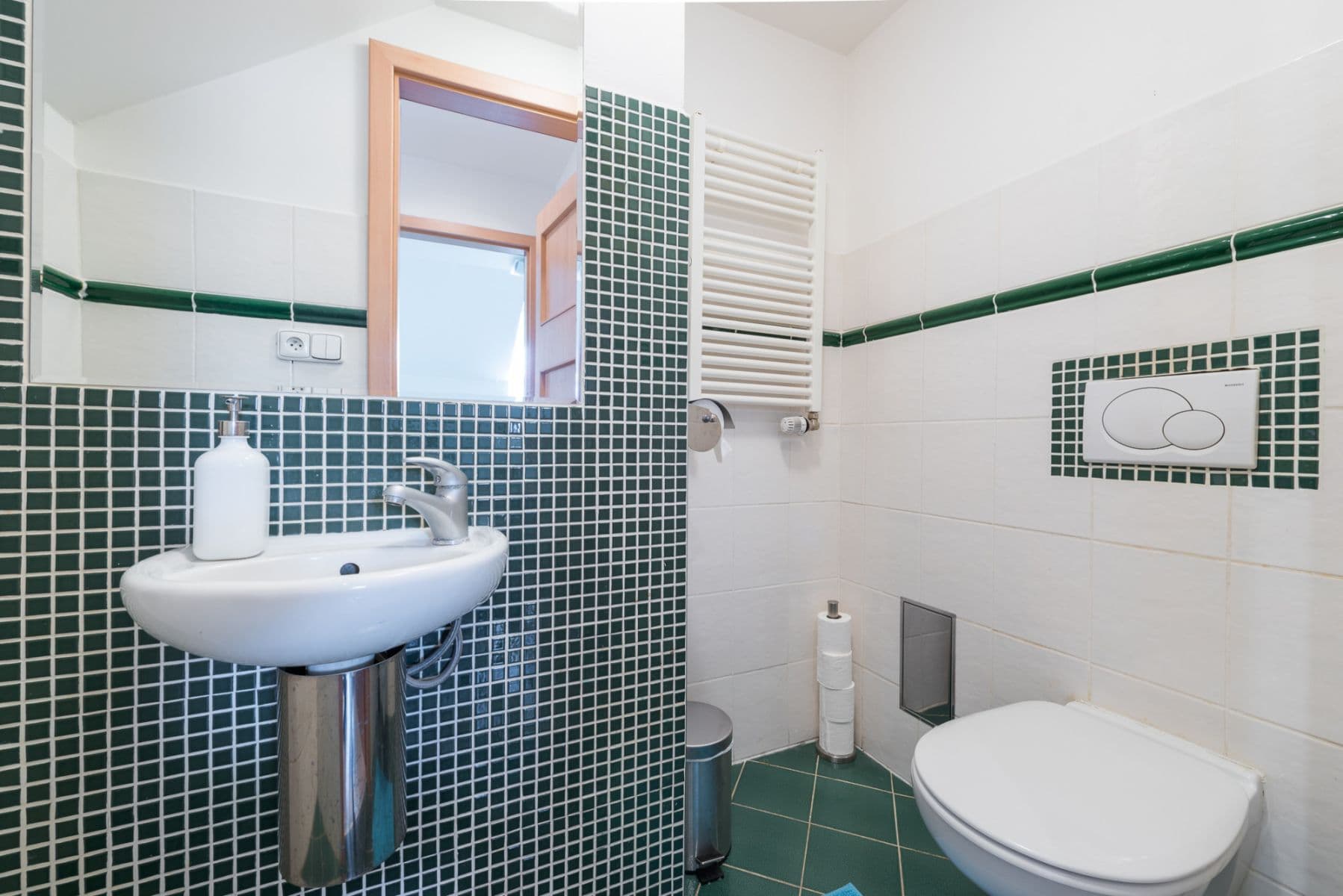 Pronájem bytu 135 m², Hálkova, Praha, Praha Pronájem bytu 135 m², Hálkova, Praha, Praha