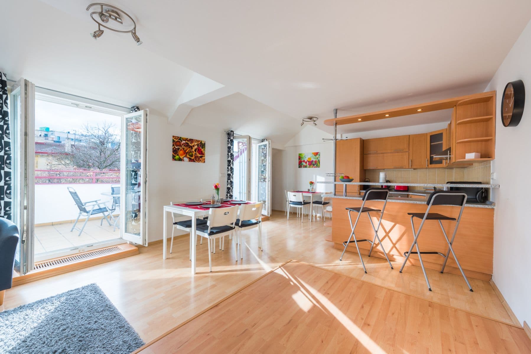 Pronájem bytu 135 m², Hálkova, Praha, Praha Pronájem bytu 135 m², Hálkova, Praha, Praha