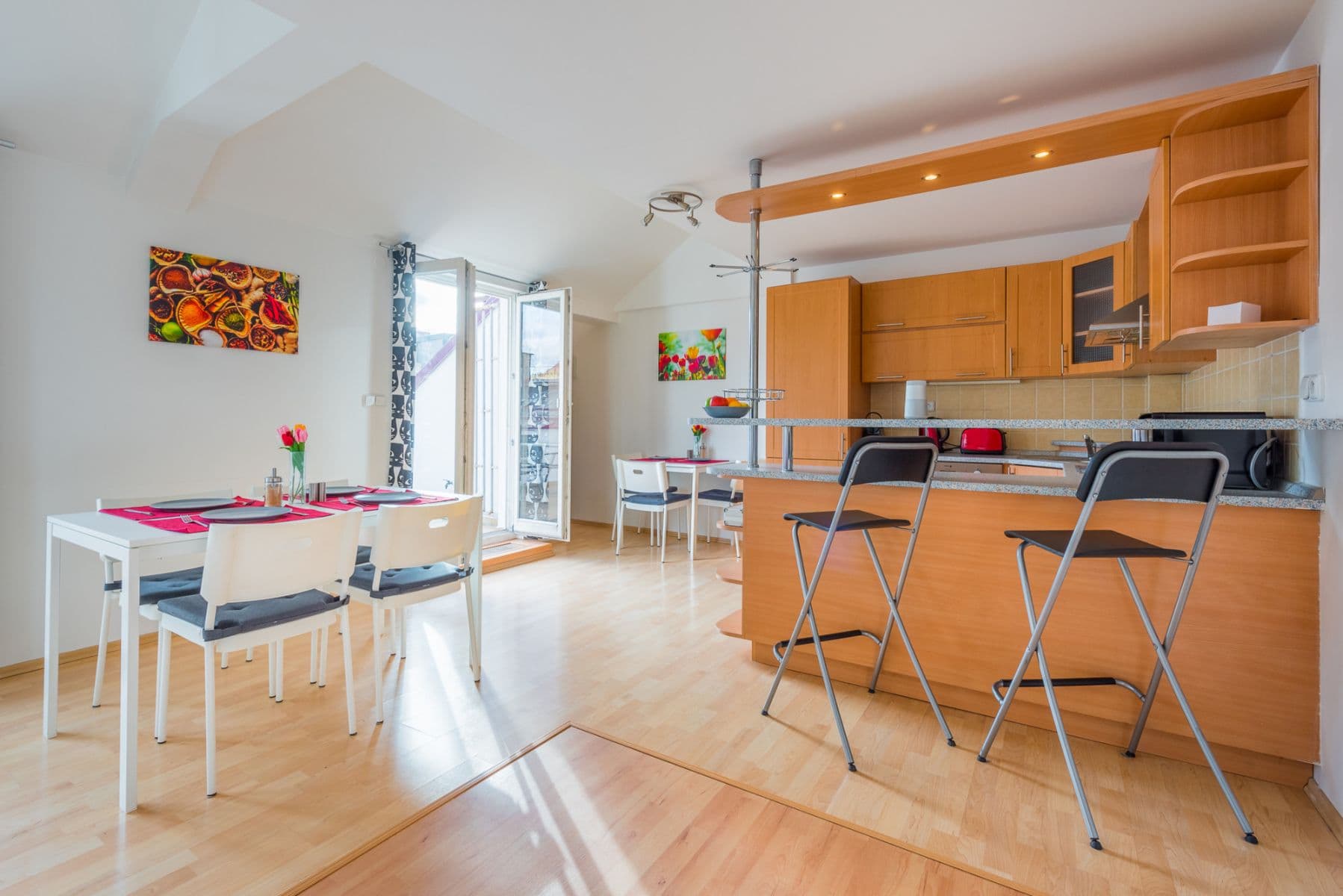 Pronájem bytu 135 m², Hálkova, Praha, Praha Pronájem bytu 135 m², Hálkova, Praha, Praha