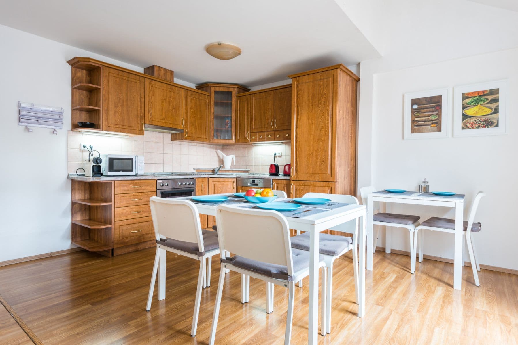 Pronájem bytu 135 m², Hálkova, Praha, Praha Pronájem bytu 135 m², Hálkova, Praha, Praha