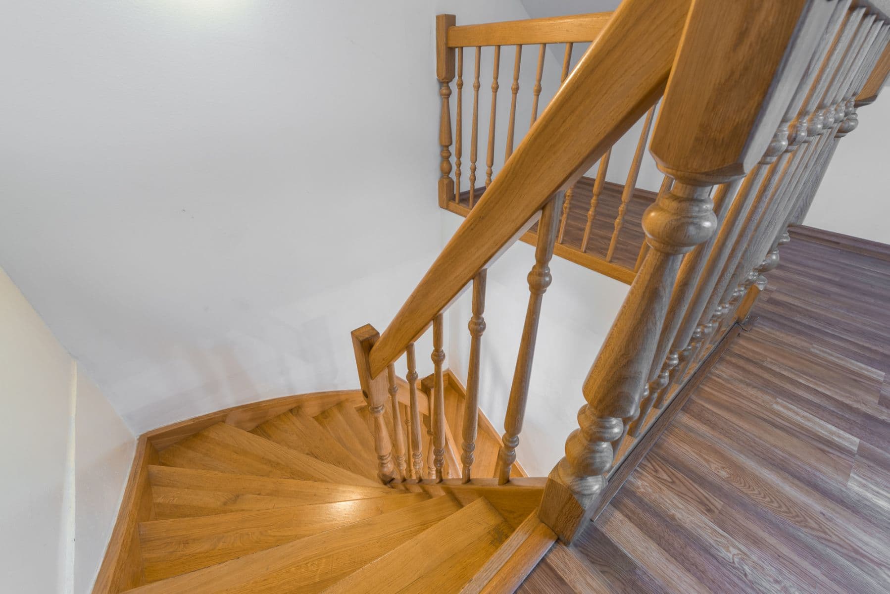 Pronájem bytu 135 m², Hálkova, Praha, Praha Pronájem bytu 135 m², Hálkova, Praha, Praha