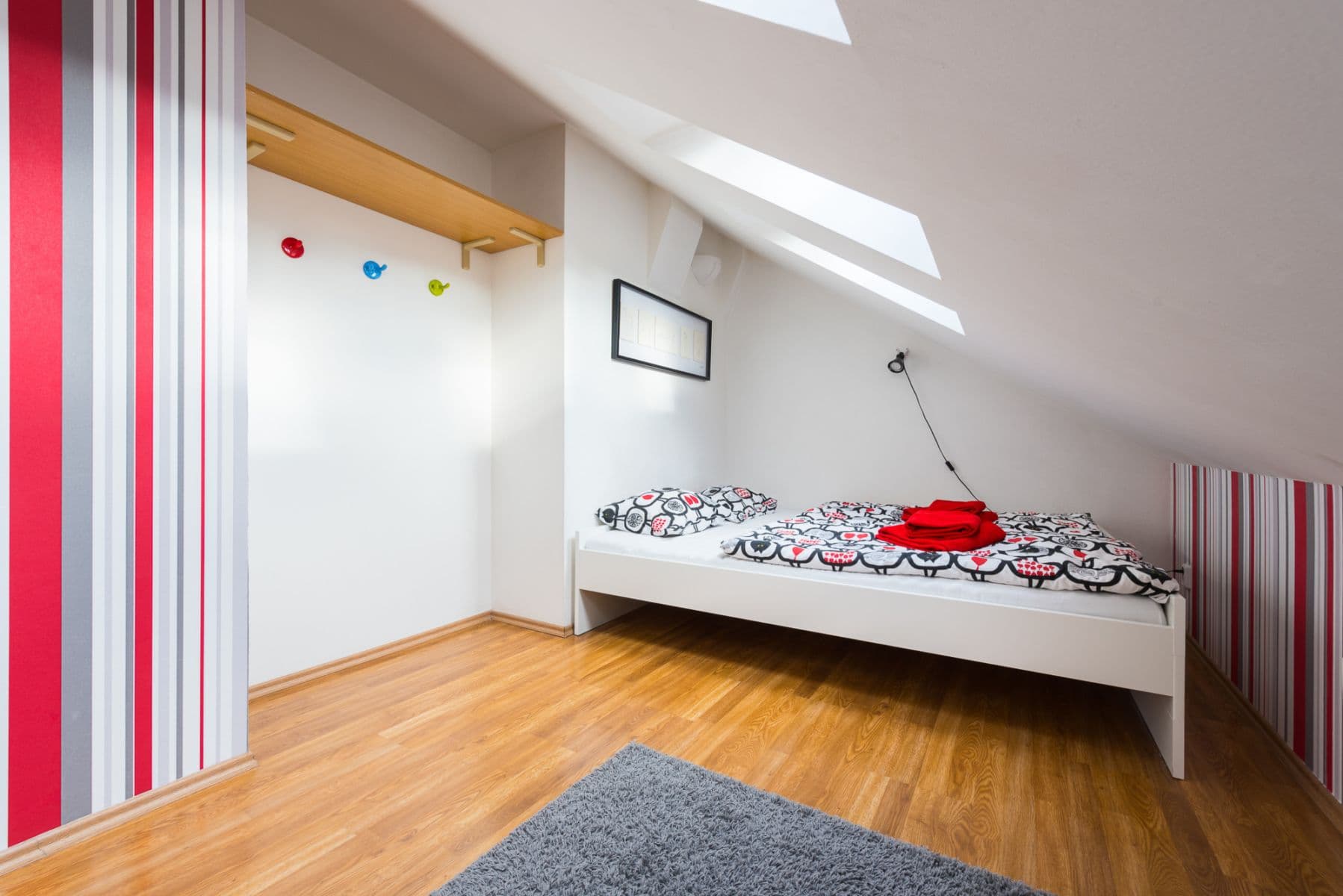 Pronájem bytu 135 m², Hálkova, Praha, Praha Pronájem bytu 135 m², Hálkova, Praha, Praha