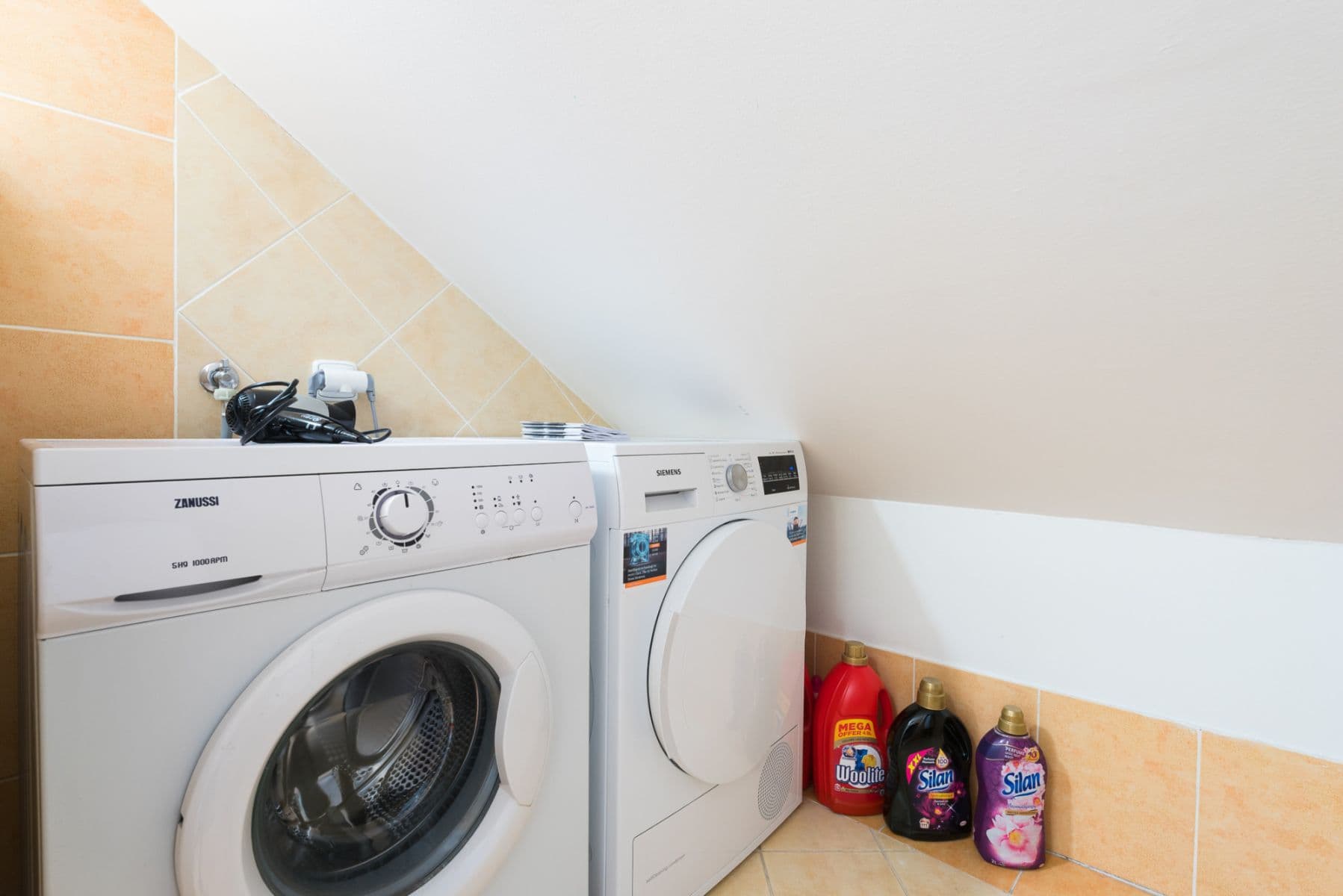 Pronájem bytu 135 m², Hálkova, Praha, Praha Pronájem bytu 135 m², Hálkova, Praha, Praha