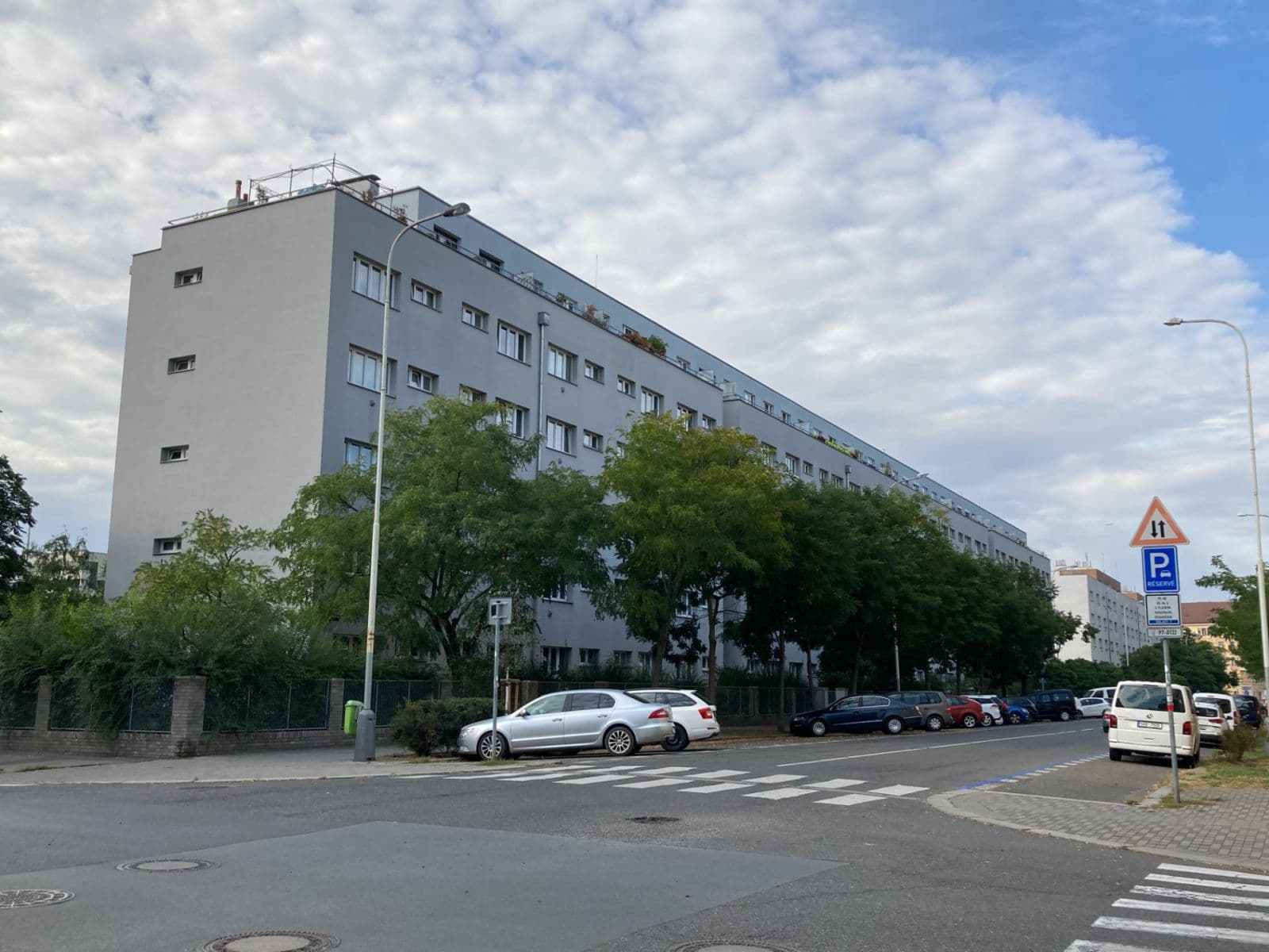 Pronájem bytu 1+1 44 m², Osadní, Praha, Praha Pronájem bytu 1+1 44 m², Osadní, Praha, Praha