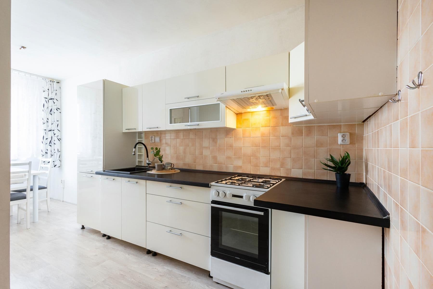 Prodej bytu 3+1 76 m², V Bažantnici, Kladno, Středočeský kraj Prodej bytu 3+1 76 m², V Bažantnici, Kladno, Středočeský kraj