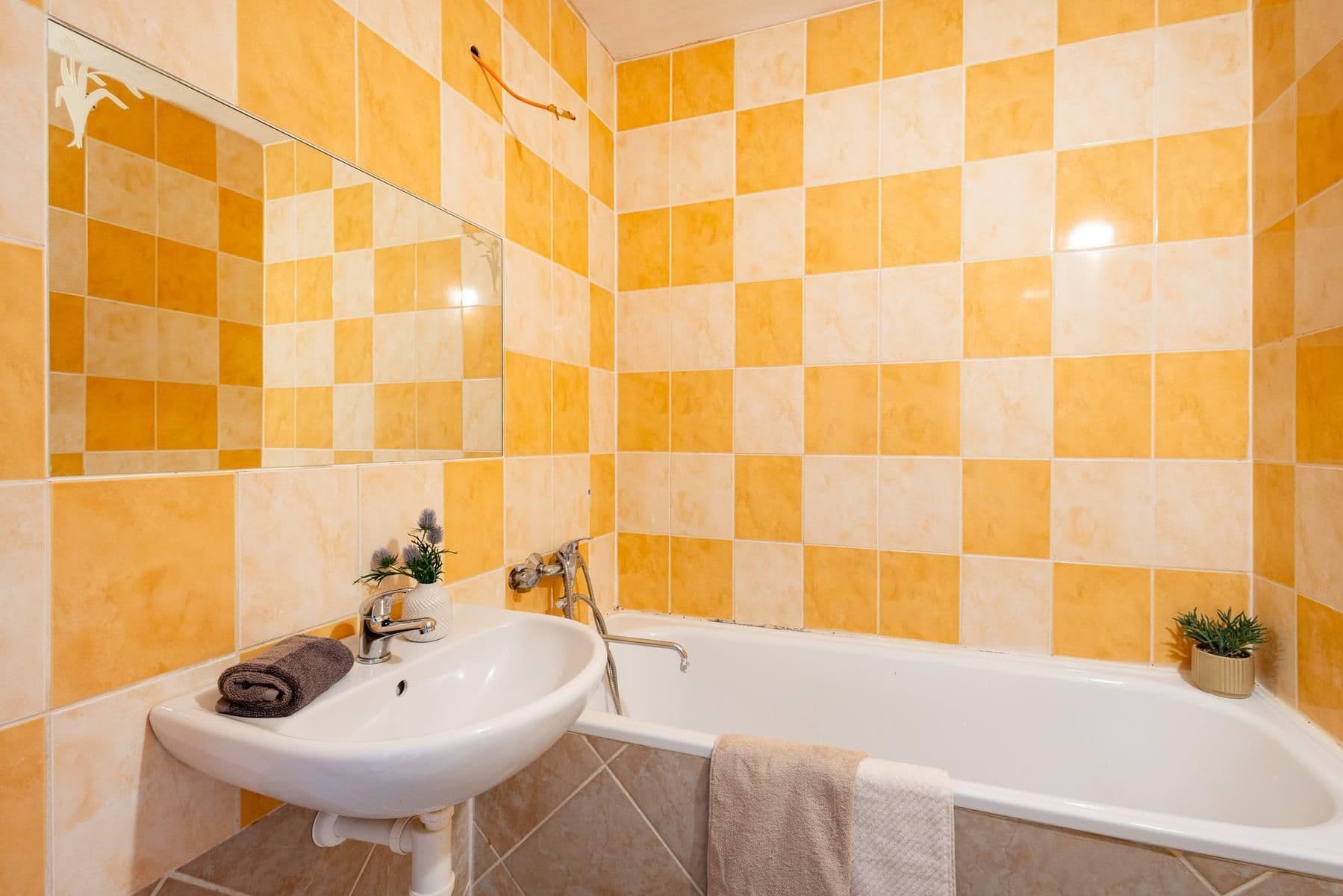 Prodej bytu 3+1 76 m², V Bažantnici, Kladno, Středočeský kraj Prodej bytu 3+1 76 m², V Bažantnici, Kladno, Středočeský kraj