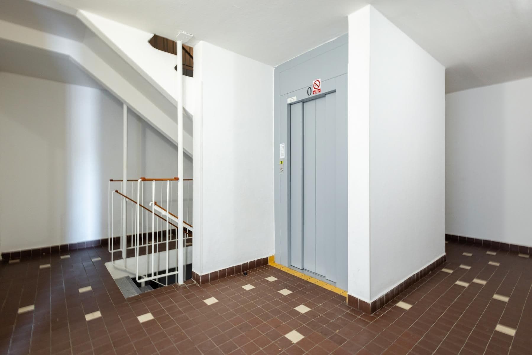 Prodej bytu 3+1 76 m², V Bažantnici, Kladno, Středočeský kraj Prodej bytu 3+1 76 m², V Bažantnici, Kladno, Středočeský kraj