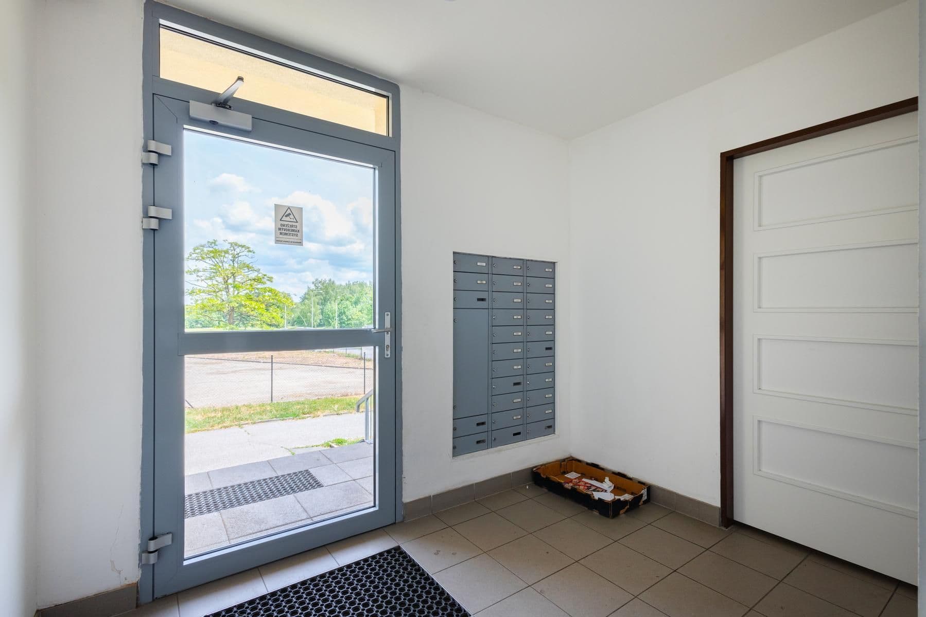 Prodej bytu 3+1 76 m², V Bažantnici, Kladno, Středočeský kraj Prodej bytu 3+1 76 m², V Bažantnici, Kladno, Středočeský kraj