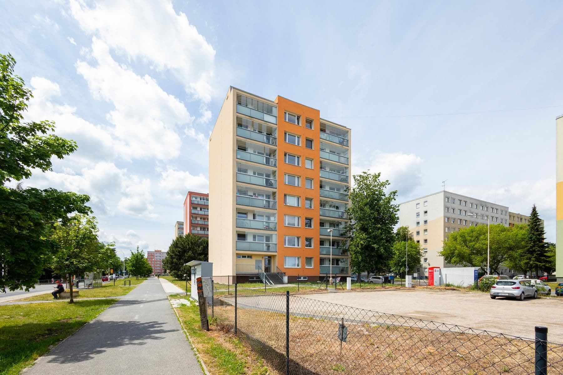 Prodej bytu 3+1 76 m², V Bažantnici, Kladno, Středočeský kraj Prodej bytu 3+1 76 m², V Bažantnici, Kladno, Středočeský kraj