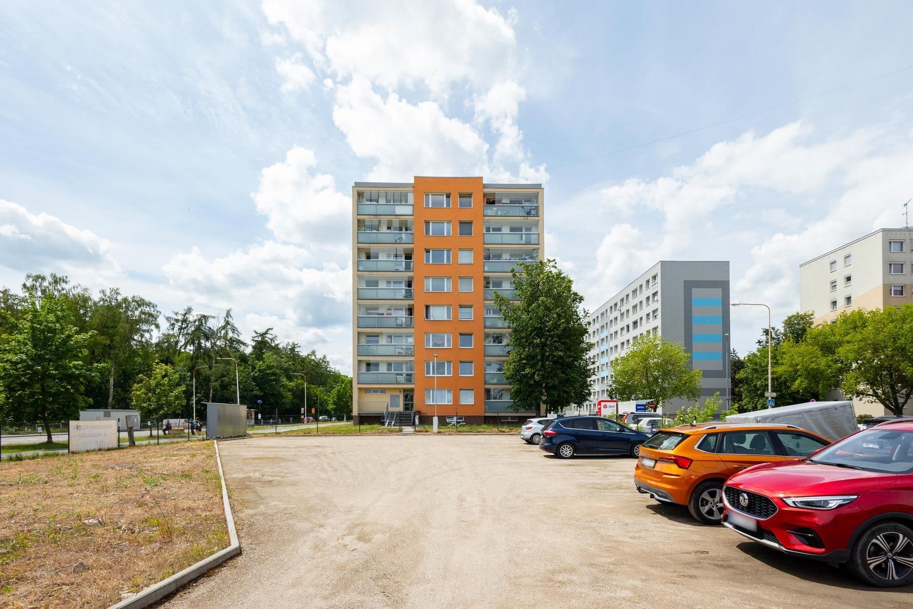 Prodej bytu 3+1 76 m², V Bažantnici, Kladno, Středočeský kraj Prodej bytu 3+1 76 m², V Bažantnici, Kladno, Středočeský kraj