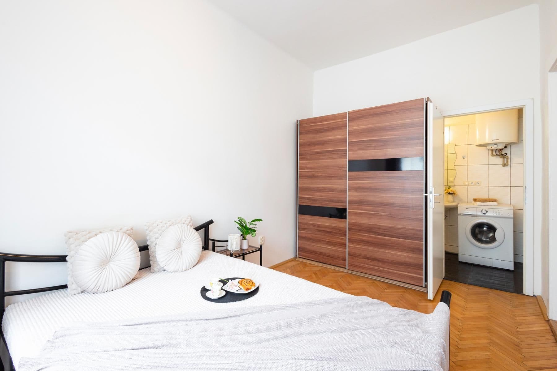 Prodej bytu 2+kk 42 m², Jičínská, Praha, Praha Prodej bytu 2+kk 42 m², Jičínská, Praha, Praha