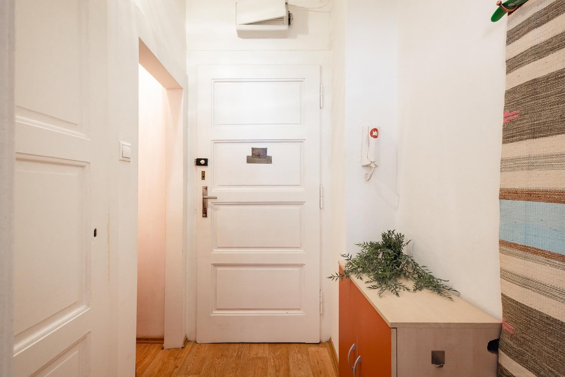 Prodej bytu 2+kk 42 m², Jičínská, Praha, Praha Prodej bytu 2+kk 42 m², Jičínská, Praha, Praha