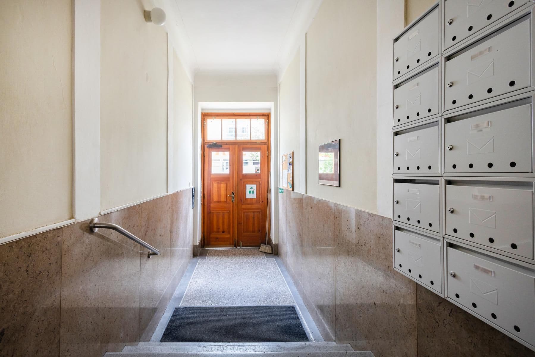 Prodej bytu 2+kk 42 m², Jičínská, Praha, Praha Prodej bytu 2+kk 42 m², Jičínská, Praha, Praha