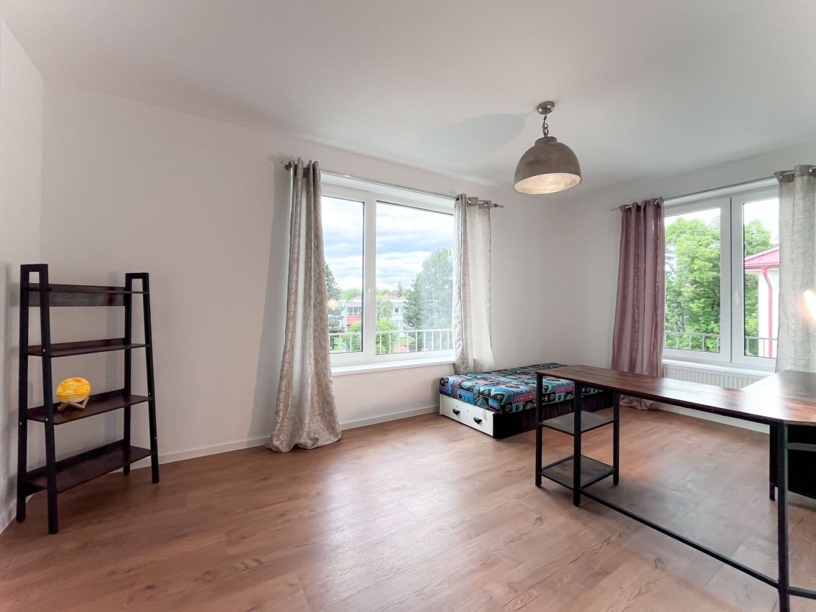 Pronájem bytu 3+kk 83 m², Dukelská, Benešov, Středočeský kraj Pronájem bytu 3+kk 83 m², Dukelská, Benešov, Středočeský kraj
