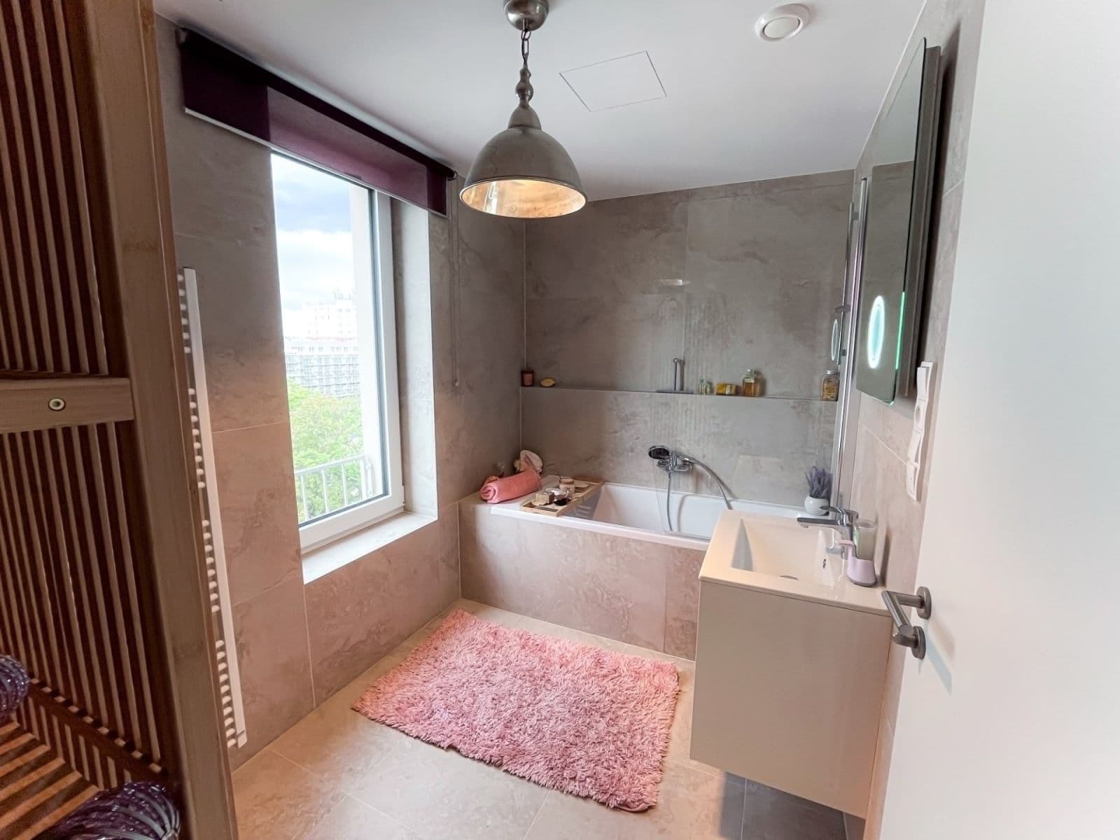 Pronájem bytu 3+kk 83 m², Dukelská, Benešov, Středočeský kraj Pronájem bytu 3+kk 83 m², Dukelská, Benešov, Středočeský kraj