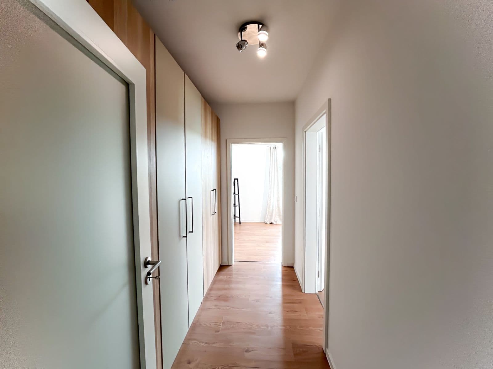Pronájem bytu 3+kk 83 m², Dukelská, Benešov, Středočeský kraj Pronájem bytu 3+kk 83 m², Dukelská, Benešov, Středočeský kraj