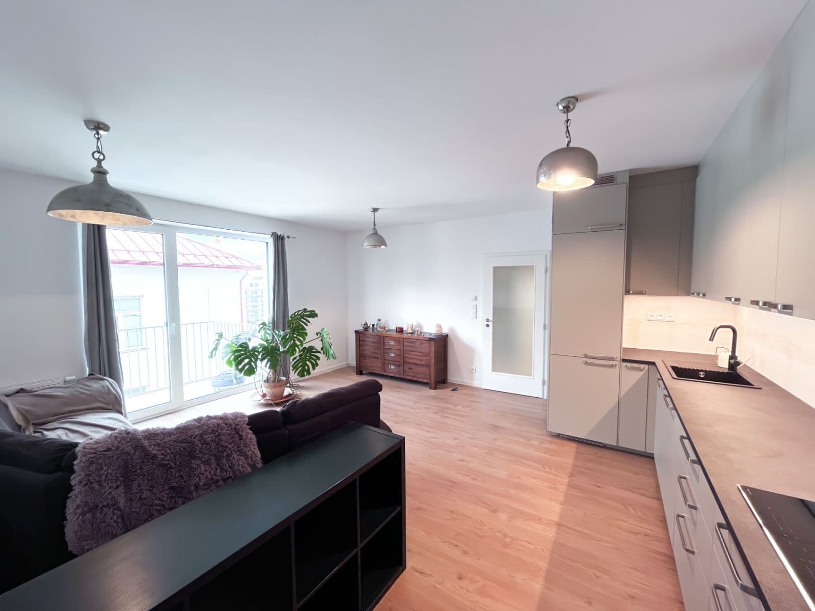 Pronájem bytu 3+kk 83 m², Dukelská, Benešov, Středočeský kraj Pronájem bytu 3+kk 83 m², Dukelská, Benešov, Středočeský kraj