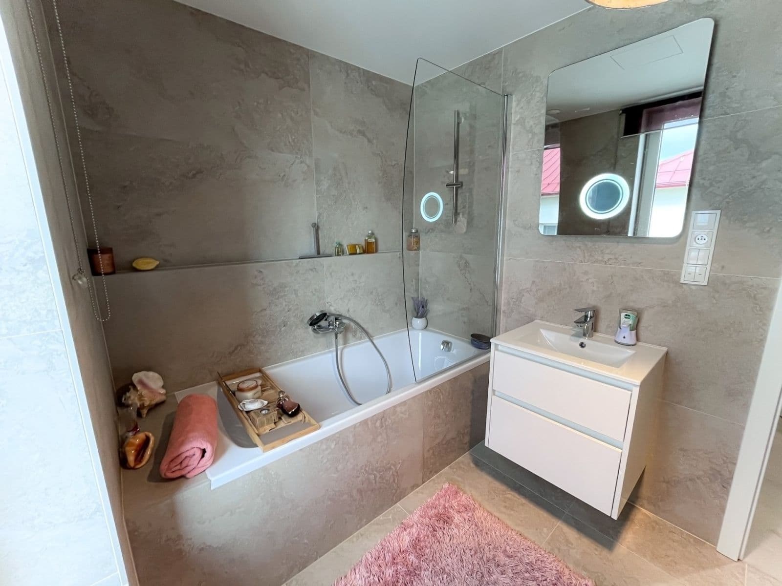 Pronájem bytu 3+kk 83 m², Dukelská, Benešov, Středočeský kraj Pronájem bytu 3+kk 83 m², Dukelská, Benešov, Středočeský kraj