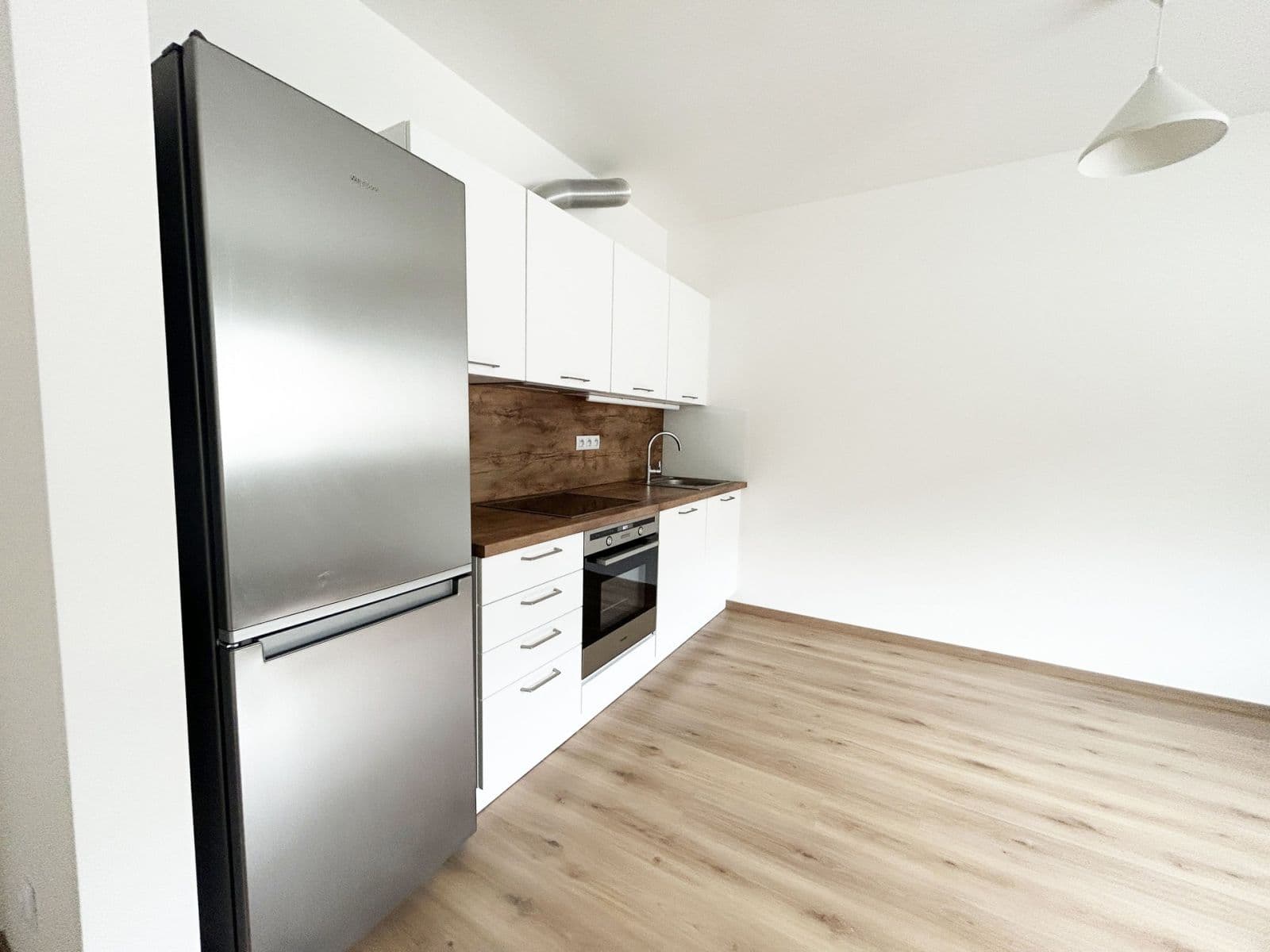 Pronájem bytu 2+kk 48 m², Kovářská, Praha, Praha Pronájem bytu 2+kk 48 m², Kovářská, Praha, Praha