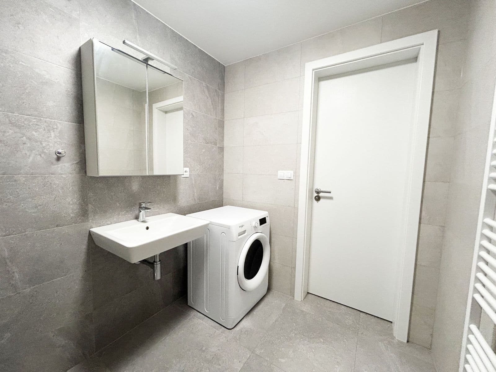 Pronájem bytu 2+kk 48 m², Kovářská, Praha, Praha Pronájem bytu 2+kk 48 m², Kovářská, Praha, Praha