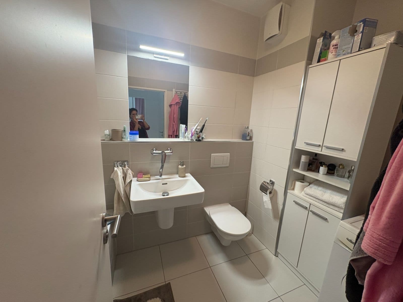 Pronájem bytu 2+kk 57 m², Medunova, Praha, Praha Pronájem bytu 2+kk 57 m², Medunova, Praha, Praha