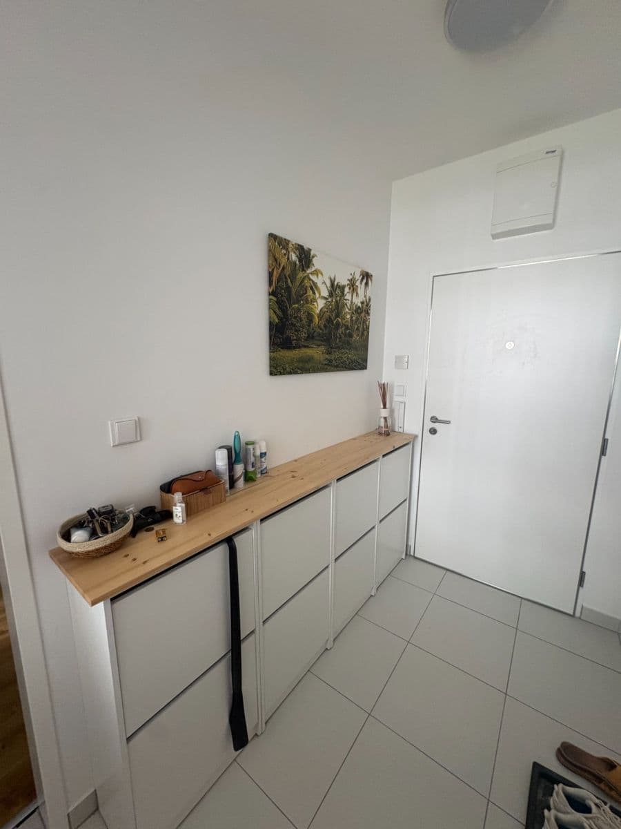 Pronájem bytu 2+kk 57 m², Medunova, Praha, Praha Pronájem bytu 2+kk 57 m², Medunova, Praha, Praha