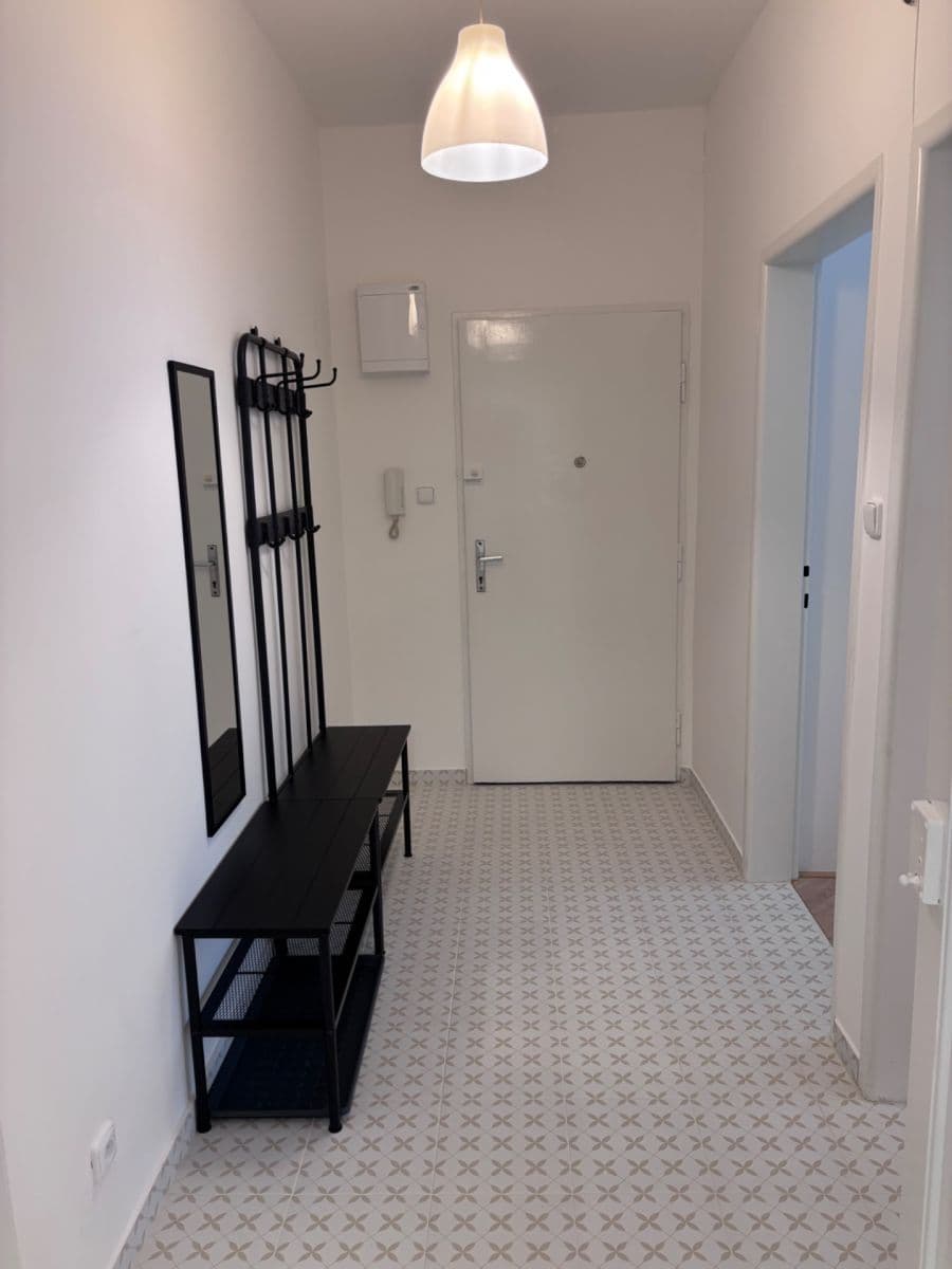 Pronájem bytu 2+kk 41 m², Madridská, Praha, Praha Pronájem bytu 2+kk 41 m², Madridská, Praha, Praha